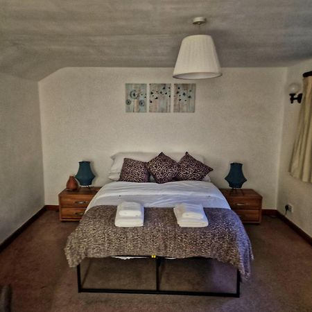 The Lodge@ Beechwood House Mossley Luaran gambar